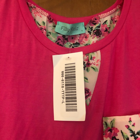NWT pink floral pocket tee, L - Picture 2 of 3